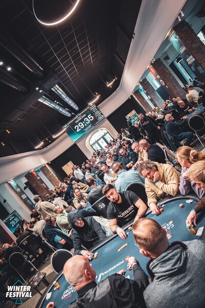 Main Event 1 H part 1 By Gogor-09